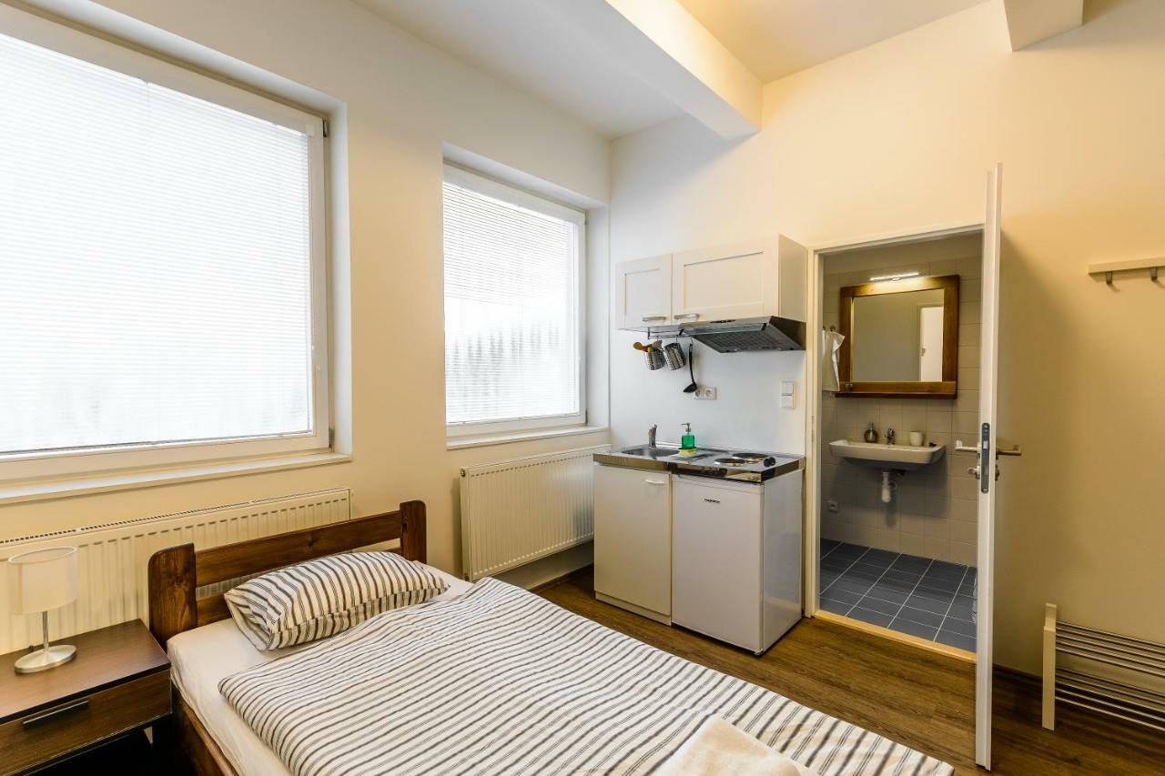 Zizkov Cosy Studio Apartments ปราก ภายนอก รูปภาพ