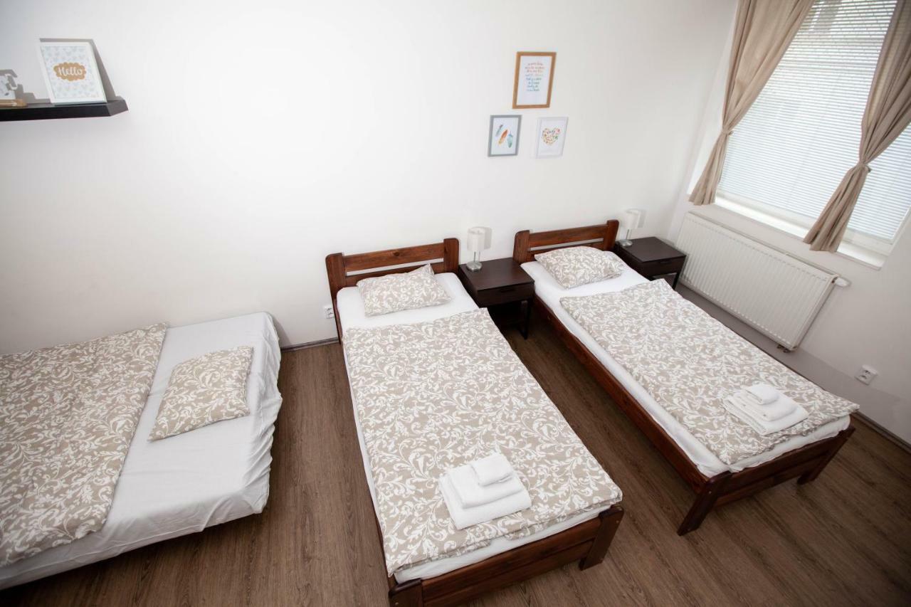 Zizkov Cosy Studio Apartments ปราก ภายนอก รูปภาพ