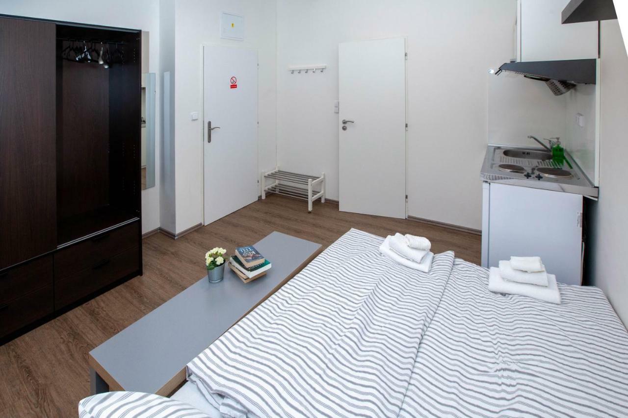 Zizkov Cosy Studio Apartments ปราก ภายนอก รูปภาพ